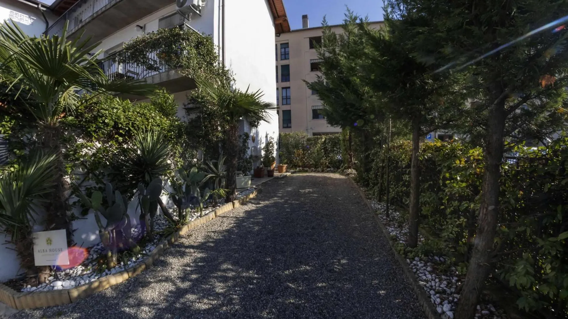 Alba House Malpensa Airport Villa Gallarate 0*,  Italy