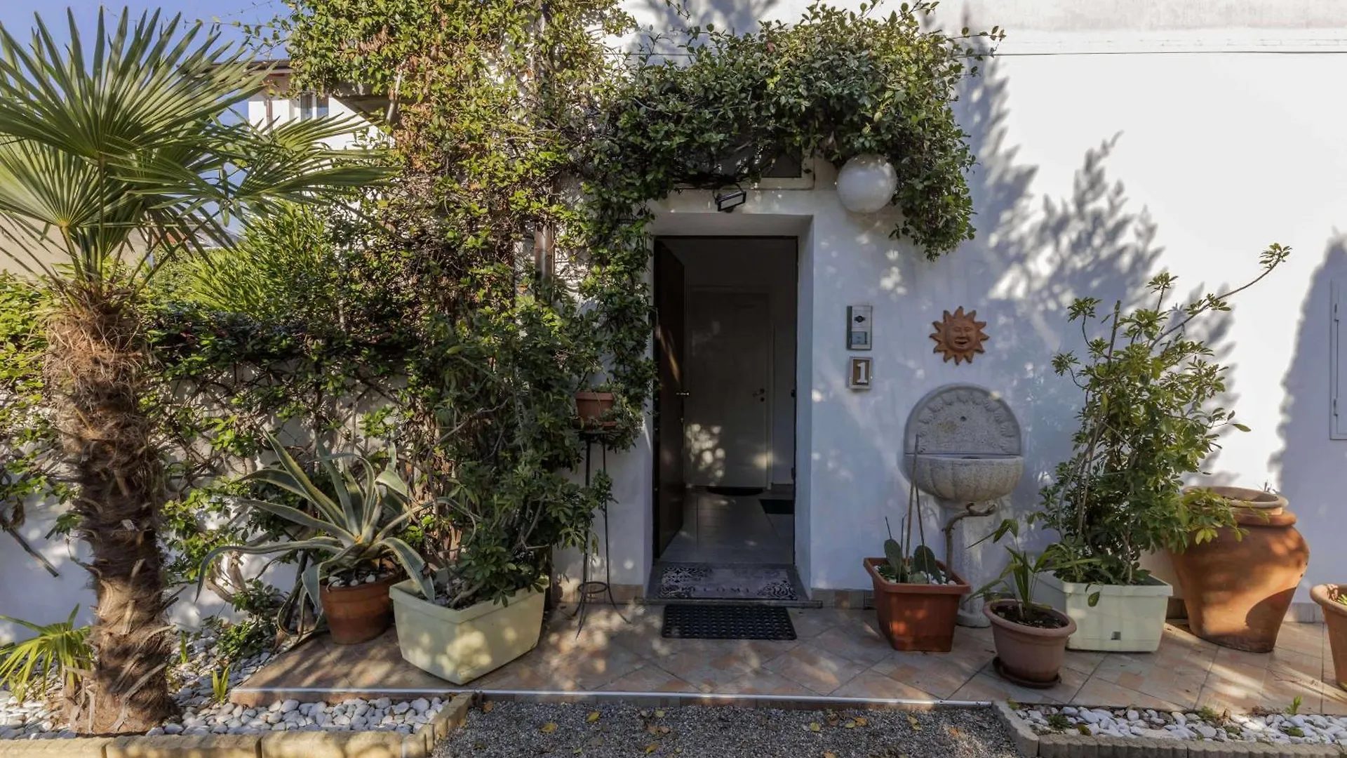 Holiday home Alba House Malpensa Airport Villa Gallarate Italy